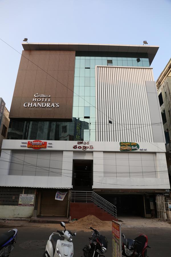 Hotel Chandra'S Βιζαχαπατνάμ Εξωτερικό φωτογραφία