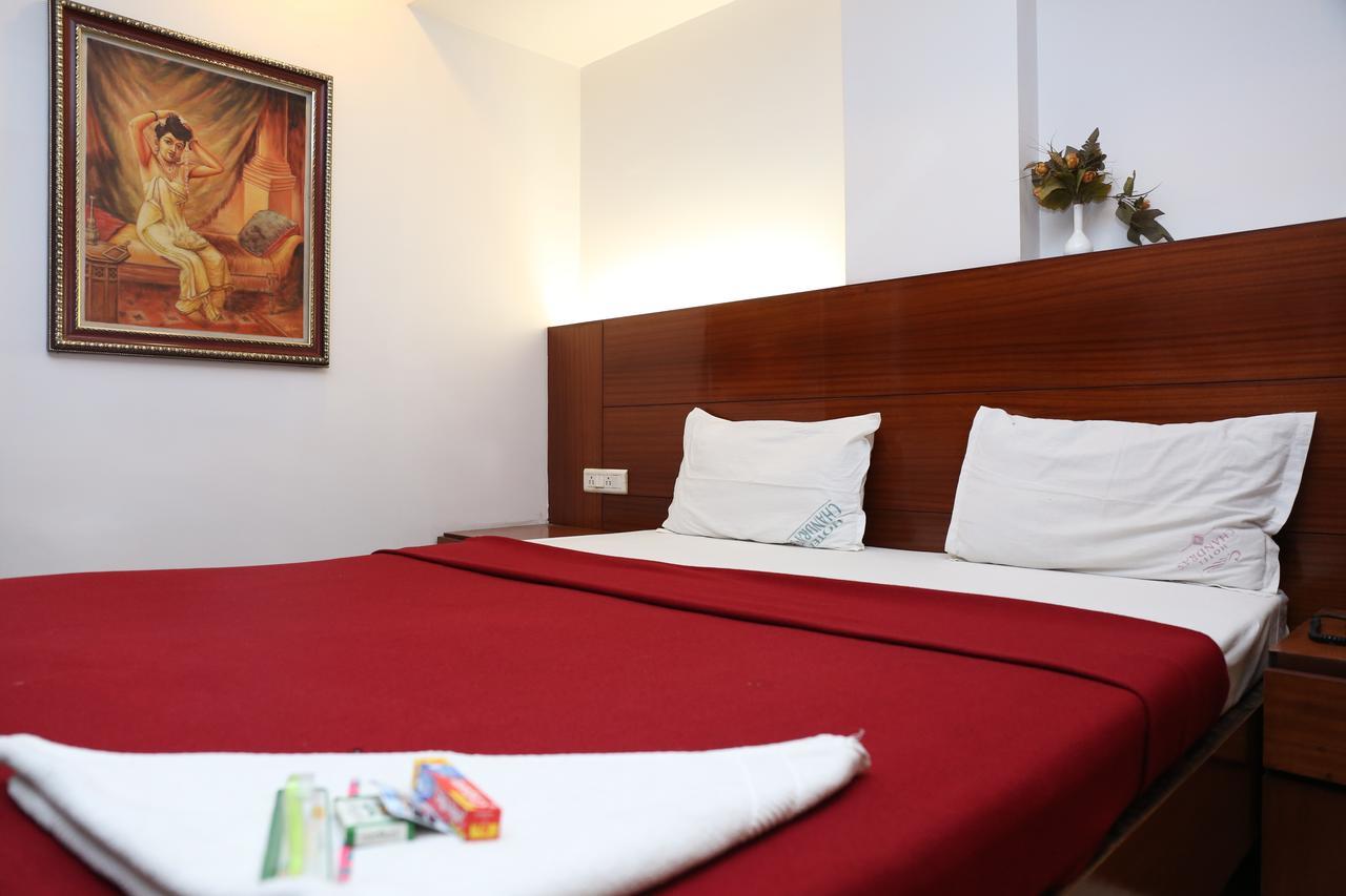 Hotel Chandra'S Βιζαχαπατνάμ Εξωτερικό φωτογραφία